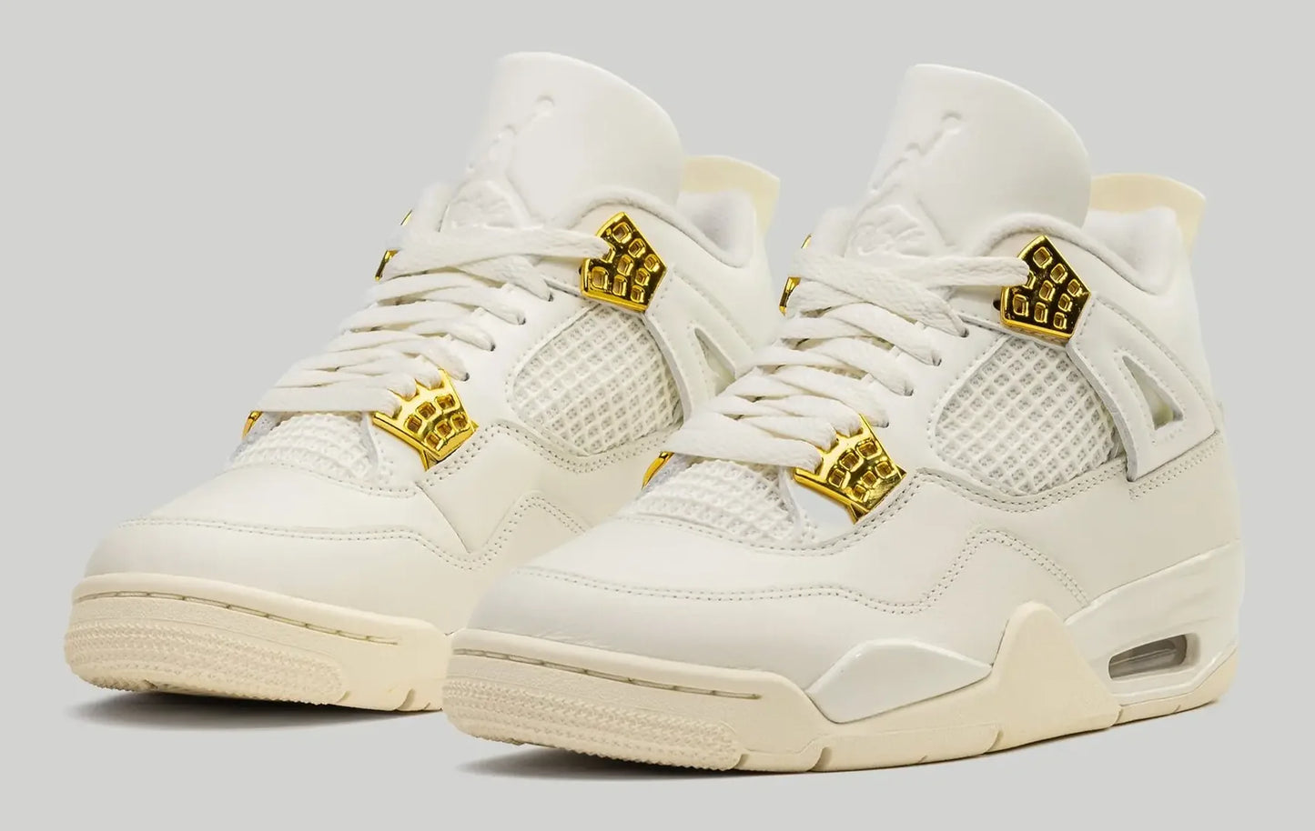 Air Jordan 4 Retro 'Metallic Gold'
