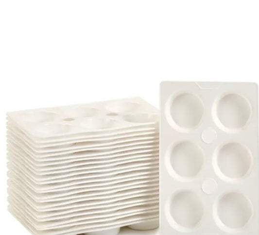 Paint palttes with 6 wells