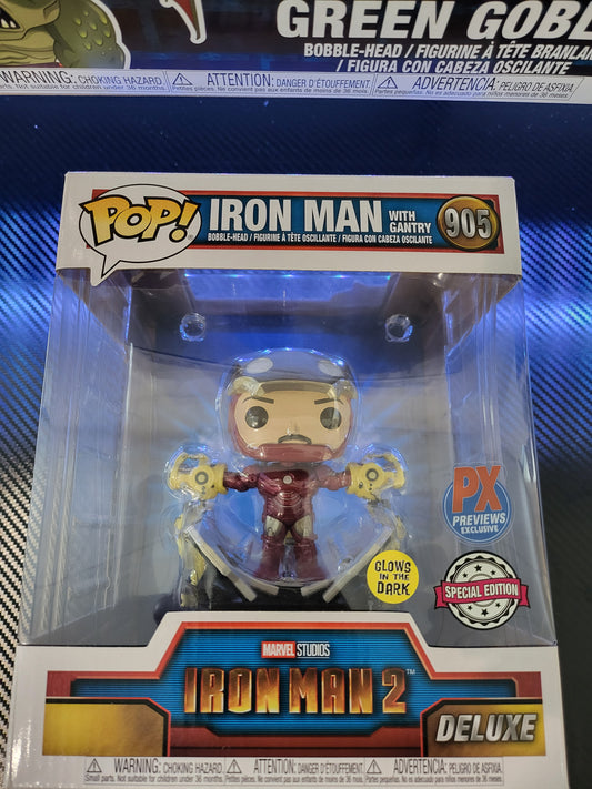 Funko Pop! Delux Iron Man 2 No 905 Iron Man With Gantry glow in the dark px special edition