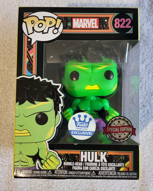 Funko Pop Marvel No 822 Hulk | Funko Exclusive Black Light Special Edition